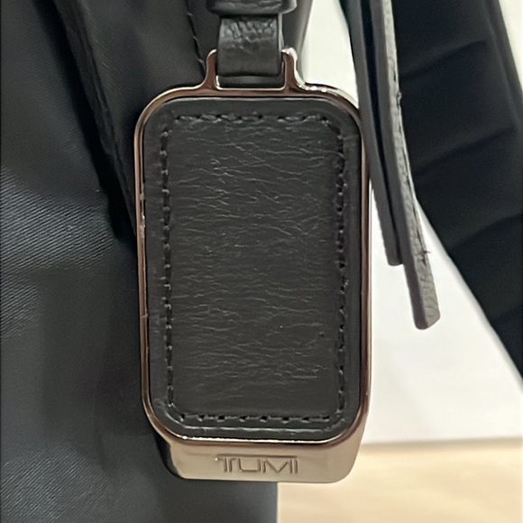 TUMI VOYAGEUR Halsey Backpack - Picture 4 of 12